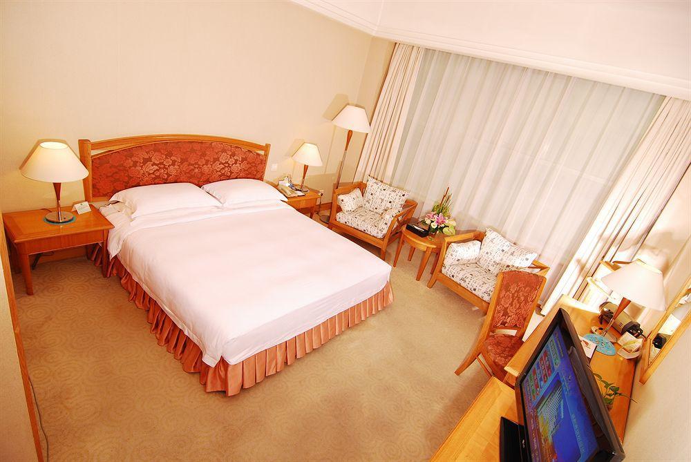 Hangzhou Capital Star Hotel Exterior photo
